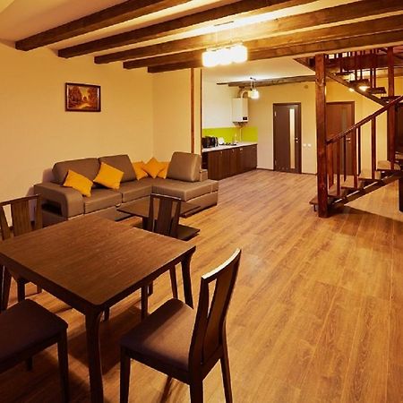 Apartment On Lychakivska 리비프 외부 사진
